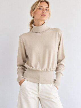 Bogner Cream / Beige Wool Knit Turtleneck Sweater Long Sleeve S